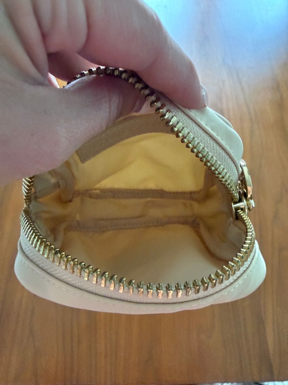Stoney Clover Lane mini pouch - Picture 4 of 8